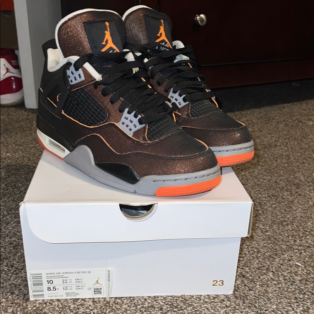 Jordan 4 Starfish